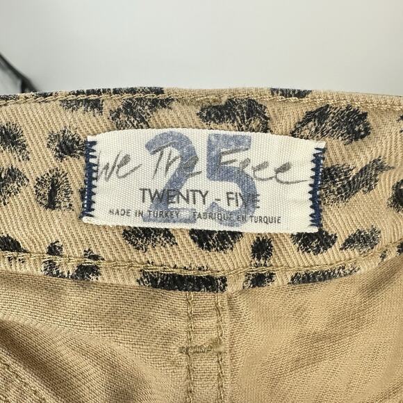 Free People Dogtown Cut Off Shorts 25 Raw Hem High Rise Cheetah Baggy 90s Boho - Picture 4 of 10